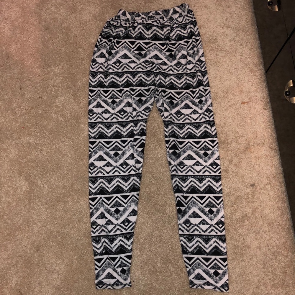 Hollister patterned jogger leggings